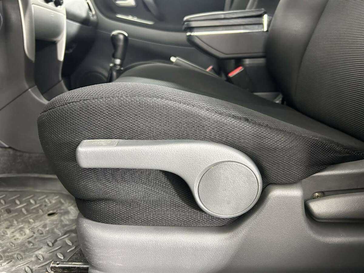 Suzuki Liana, 2004 Фото №10