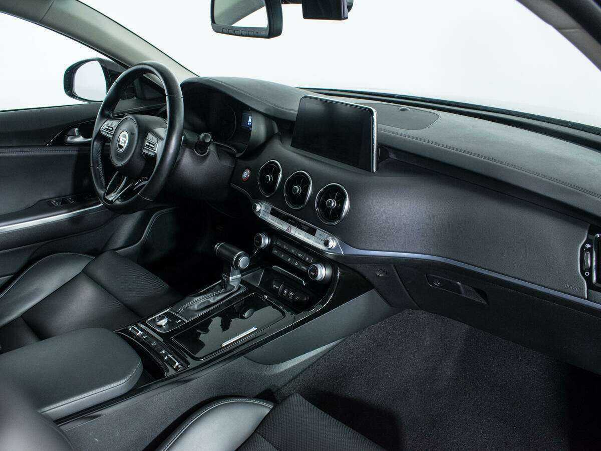 Kia Stinger, 2019 Фото №9