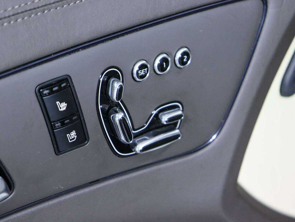 Kia Quoris, 2013 Фото №20