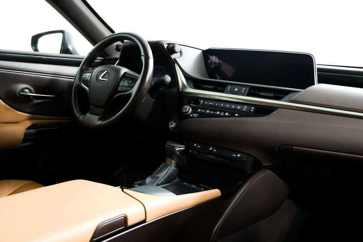 Lexus ES 250, 2021 Фото №9