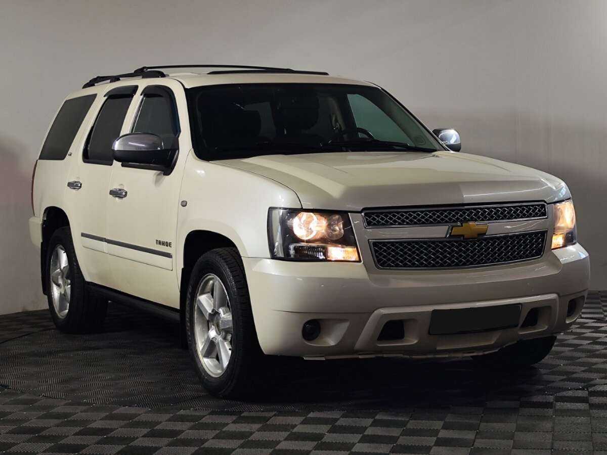Chevrolet Tahoe 6AT, 2012 - 260 000 км. | Фото №3