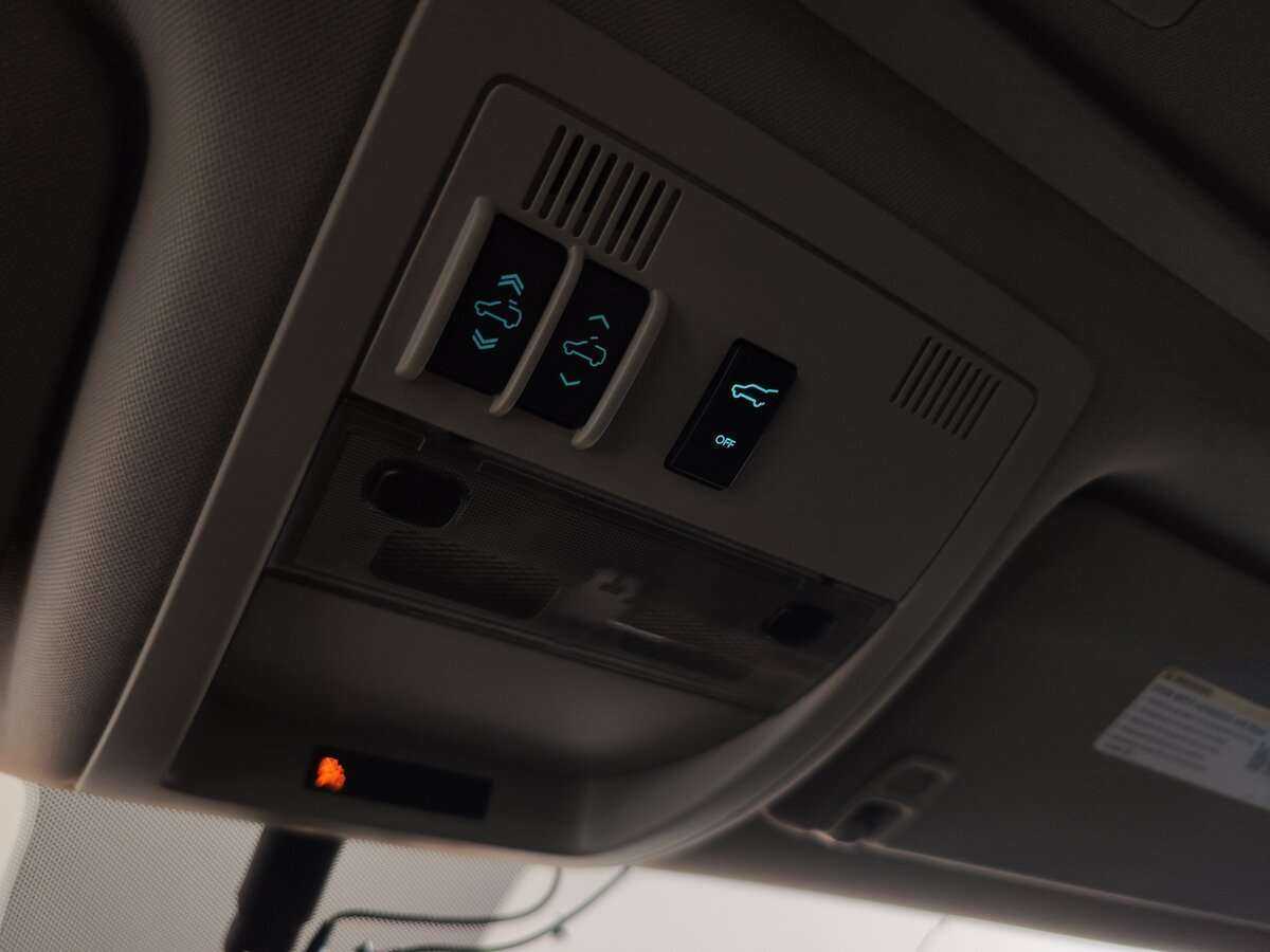 Chevrolet Tahoe 6AT, 2012 Фото №10