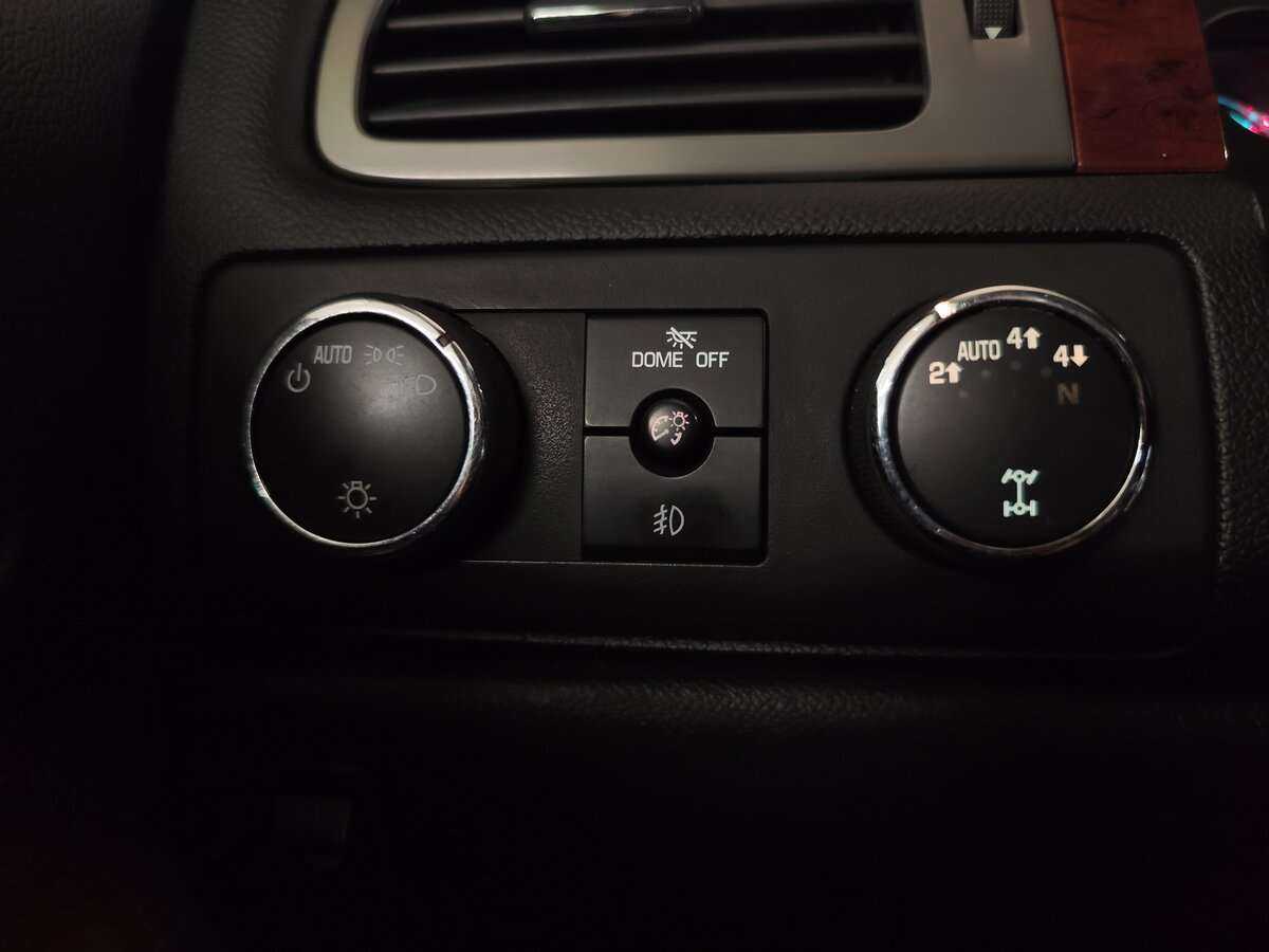 Chevrolet Tahoe 6AT, 2012 Фото №29