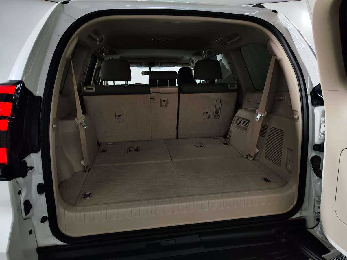 Toyota Land Cruiser Prado, 2021 - 16 500 км. | Фото №5