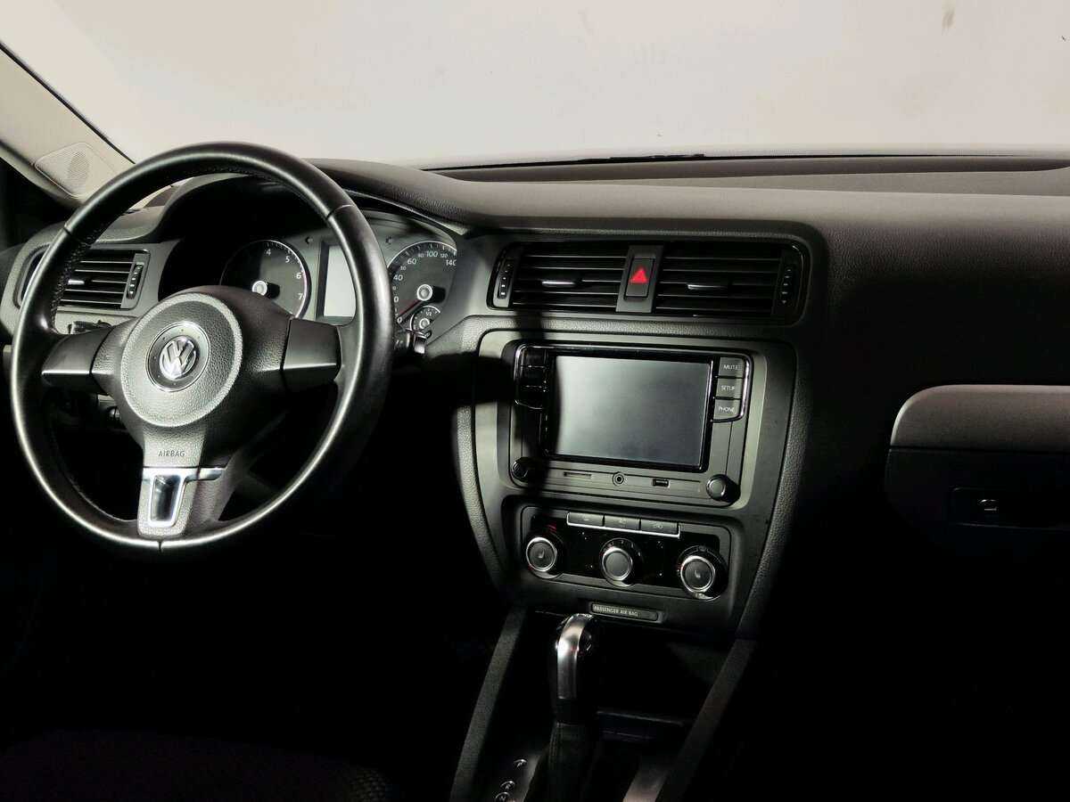 Volkswagen Jetta, 2011 Фото №11