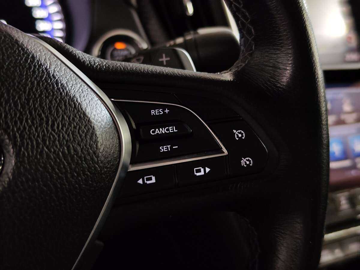 Infiniti Q60, 2017 Фото №18