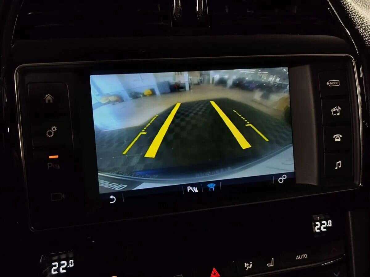 Jaguar F-Pace, 2017 Фото №14