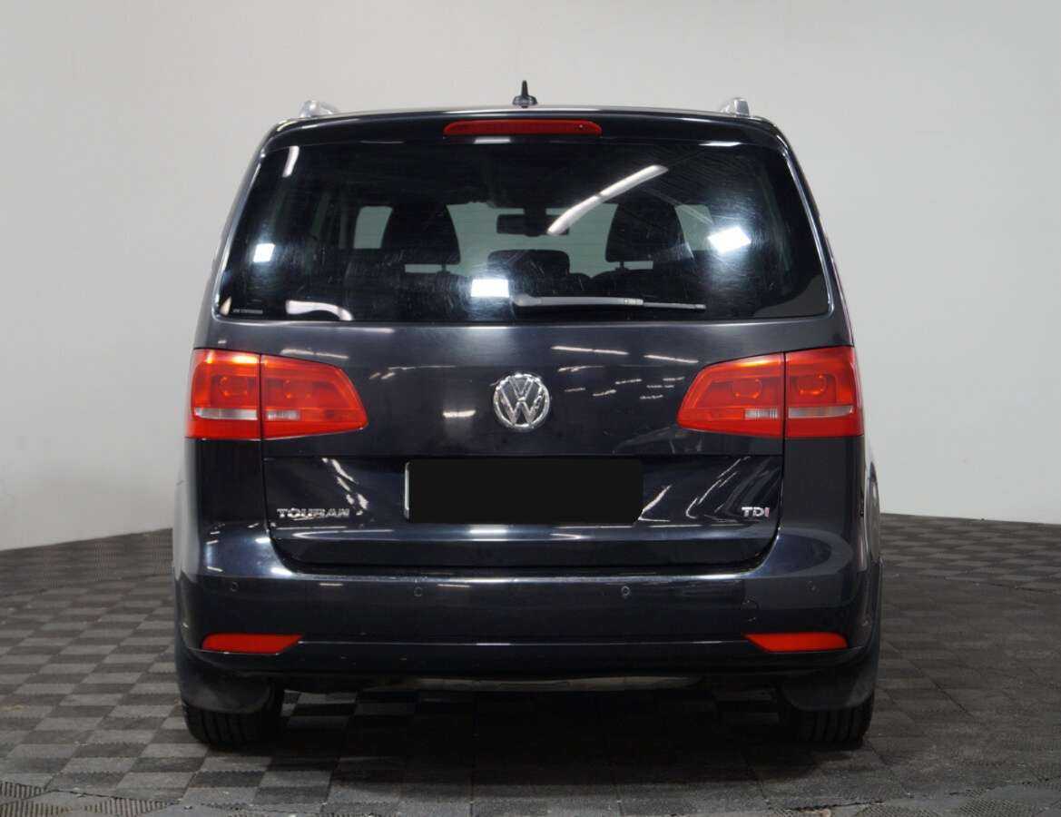 Volkswagen Touran, 2012 - 172 000 км. | Фото №4