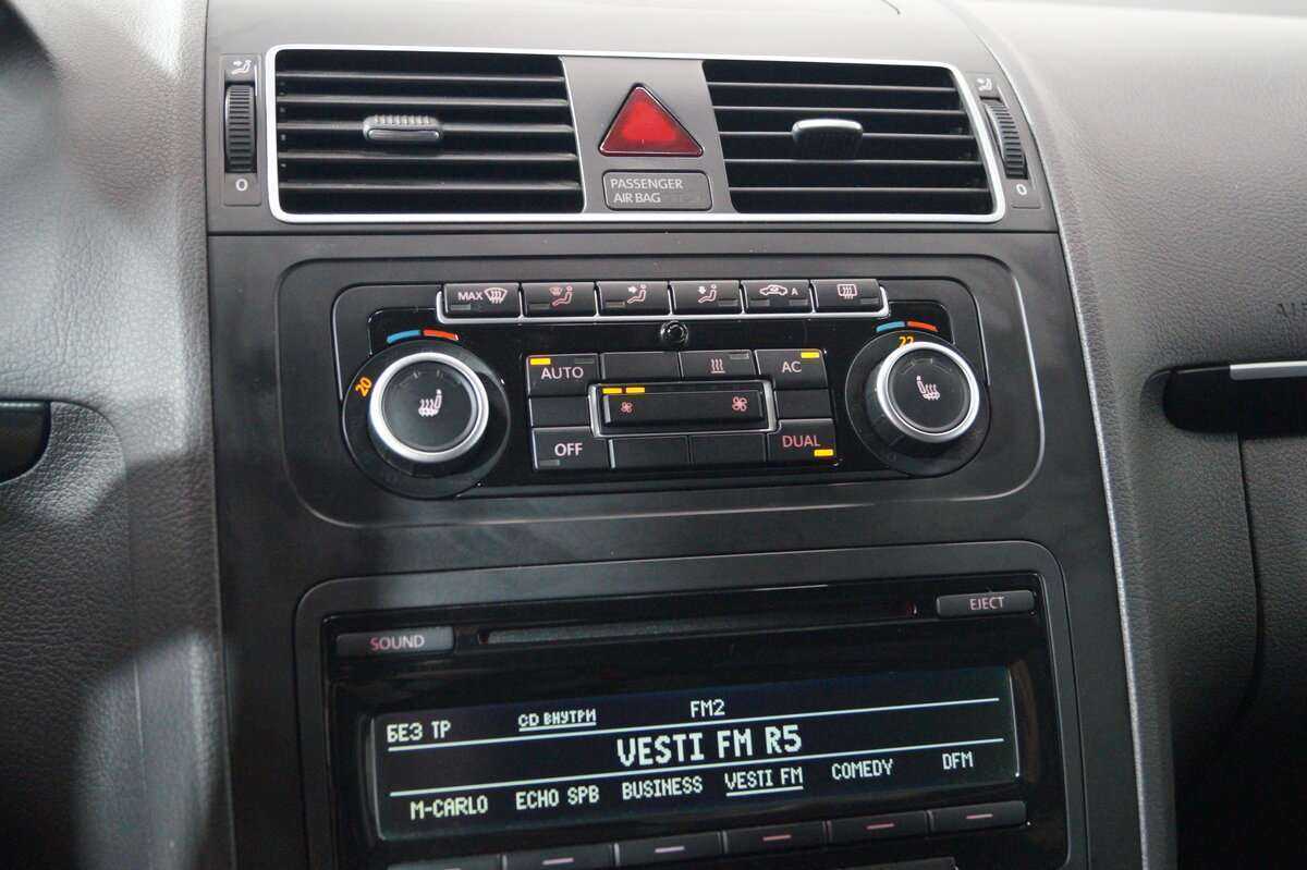 Volkswagen Touran, 2012 Фото №16