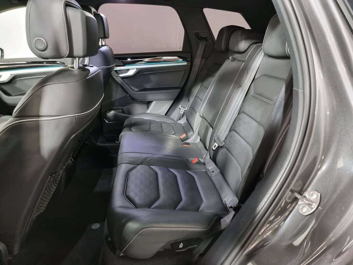 Volkswagen Touareg, 2020 Фото №13