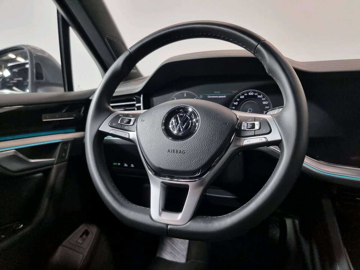 Volkswagen Touareg, 2020 Фото №18