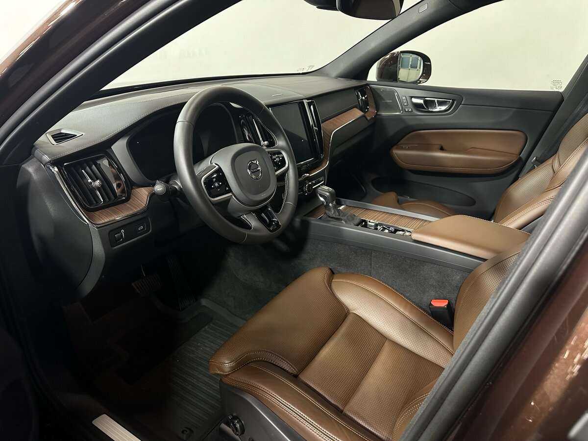 Volvo XC60, 2019 Фото №8