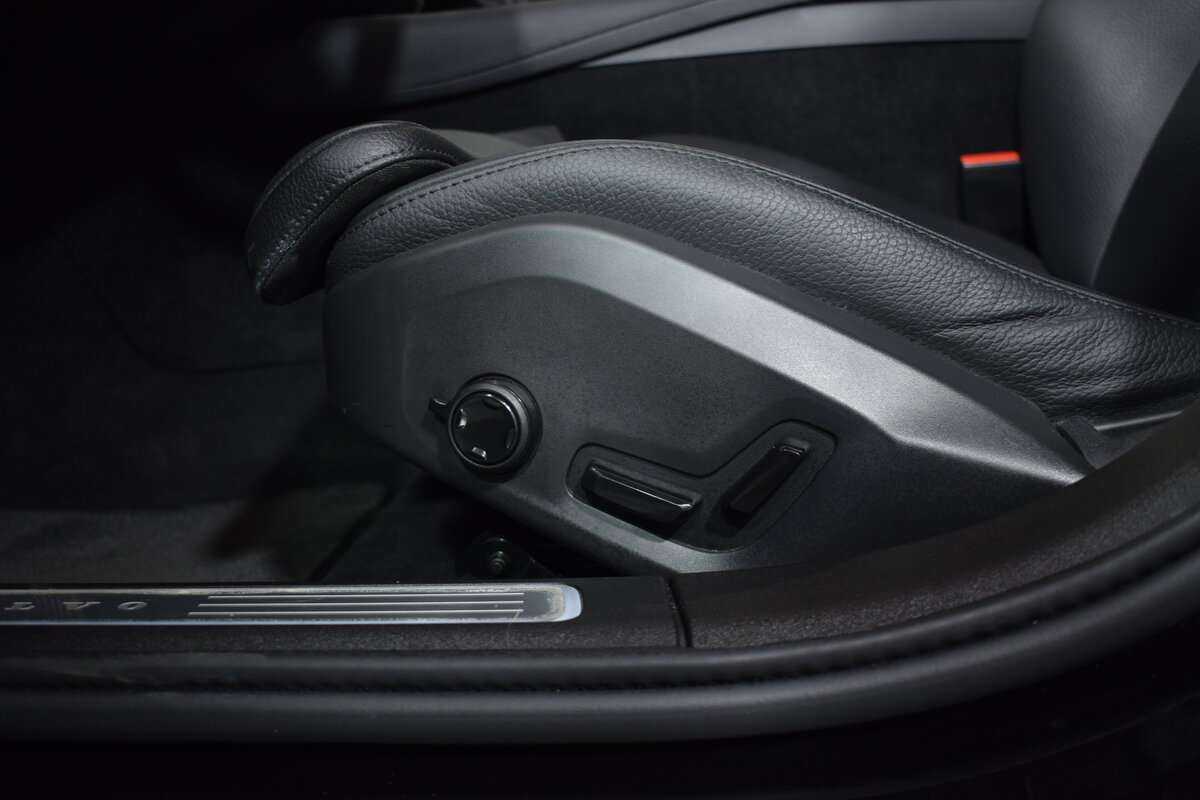 Volvo S90, 2021 Фото №17