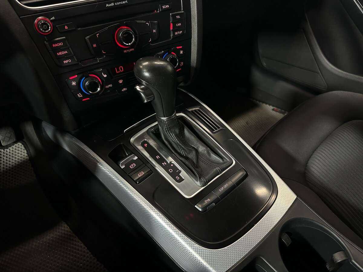 Audi A4, 2011 Фото №20