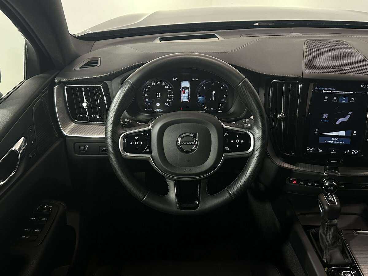 Volvo XC60, 2019 Фото №11