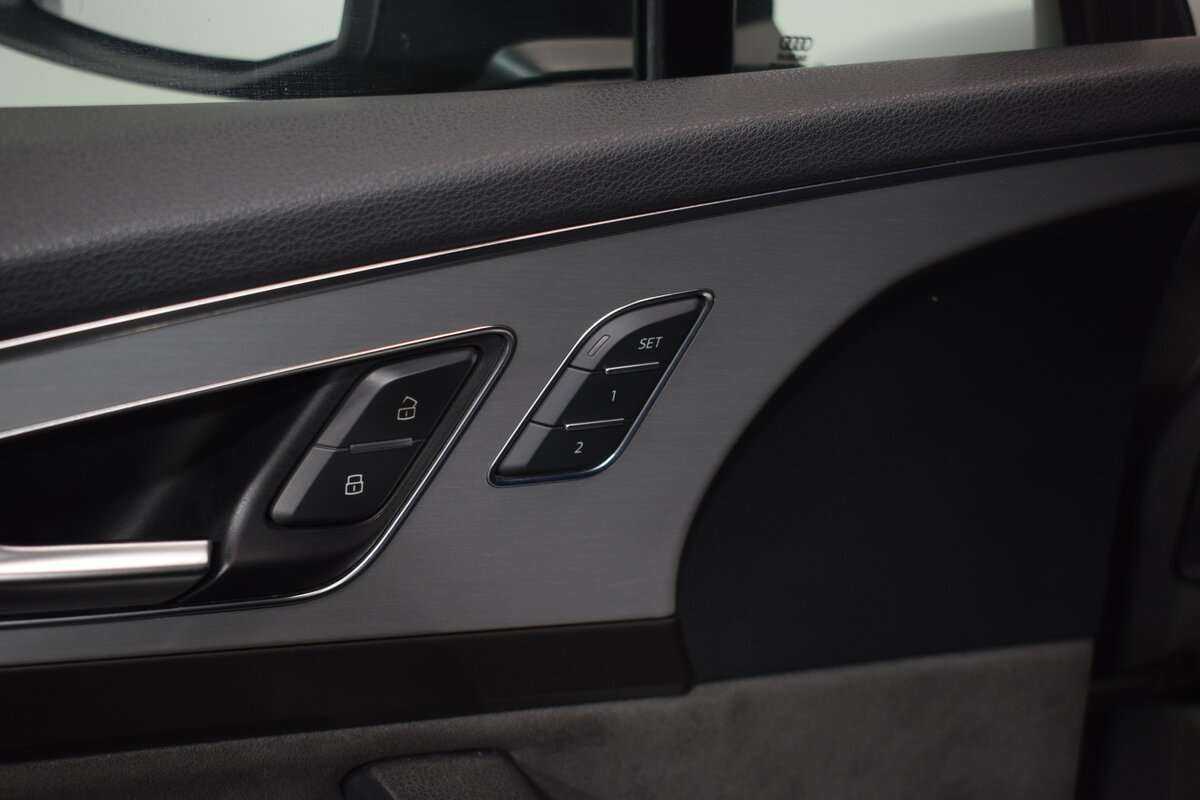 Audi Q7, 2016 Фото №22