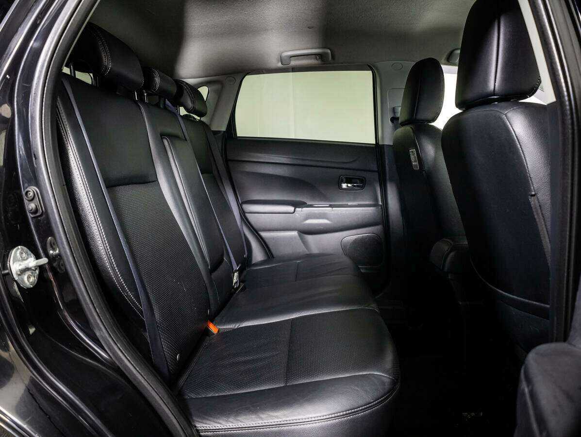 Mitsubishi ASX, 2011 Фото №13