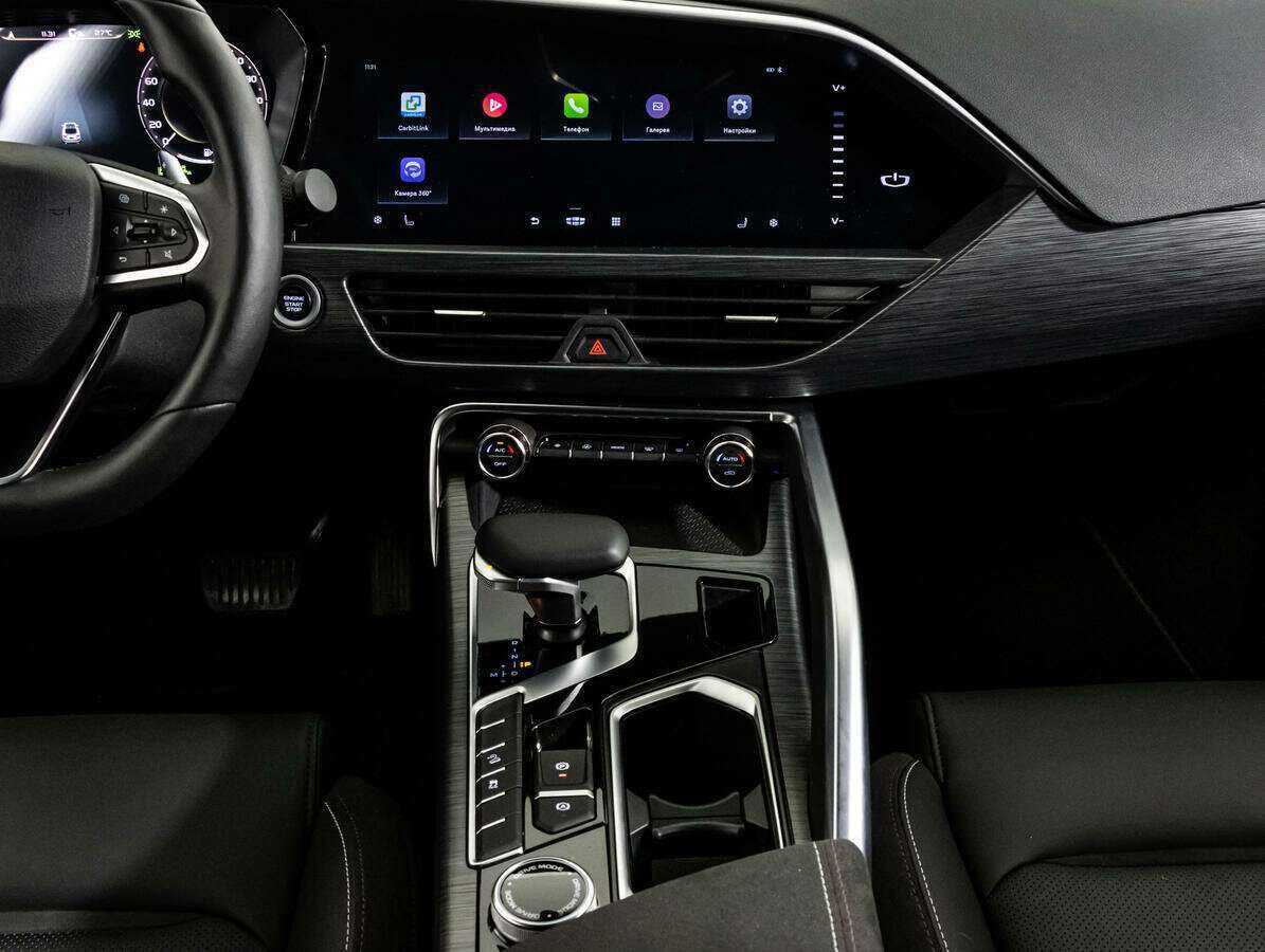 Geely Tugella, 2023 Фото №15