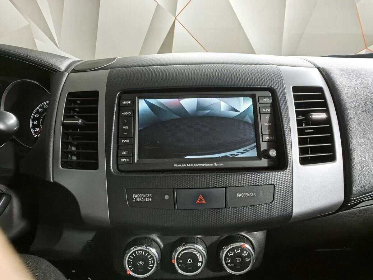 Mitsubishi Outlander, 2011 Фото №16