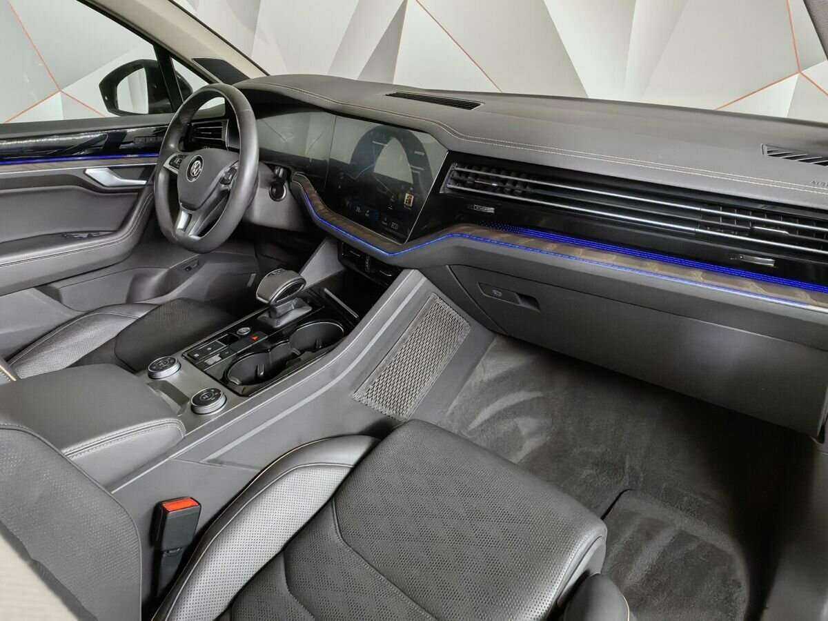 Volkswagen Touareg, 2018 Фото №9