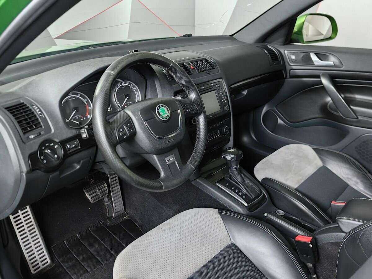 Skoda Octavia RS, 2012 Фото №14