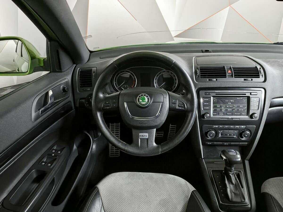 Skoda Octavia RS, 2012 Фото №15