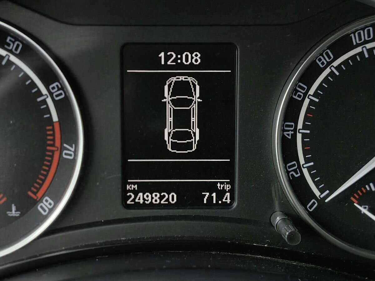 Skoda Octavia RS, 2012 Фото №16