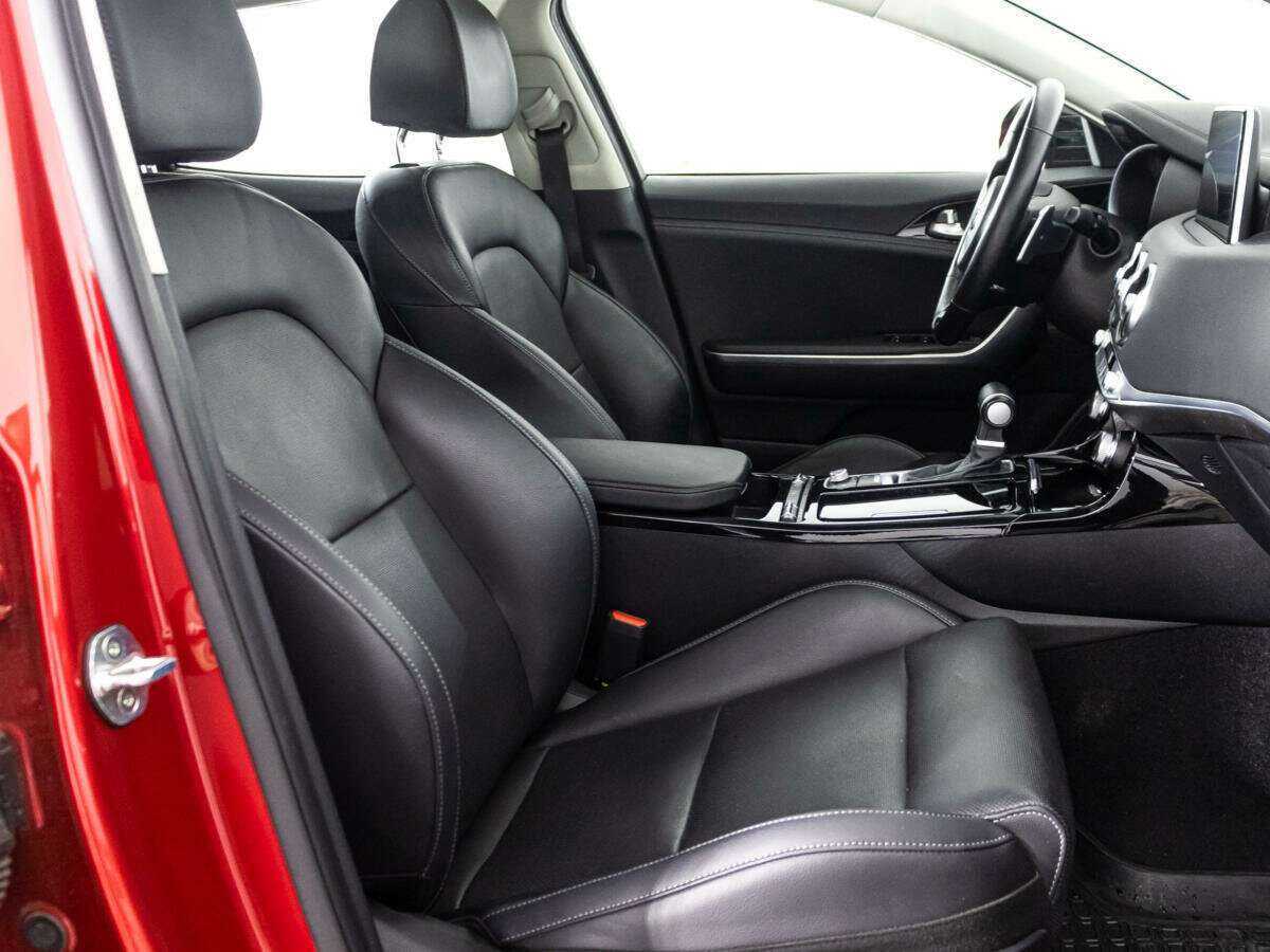 Kia Stinger, 2020 Фото №15