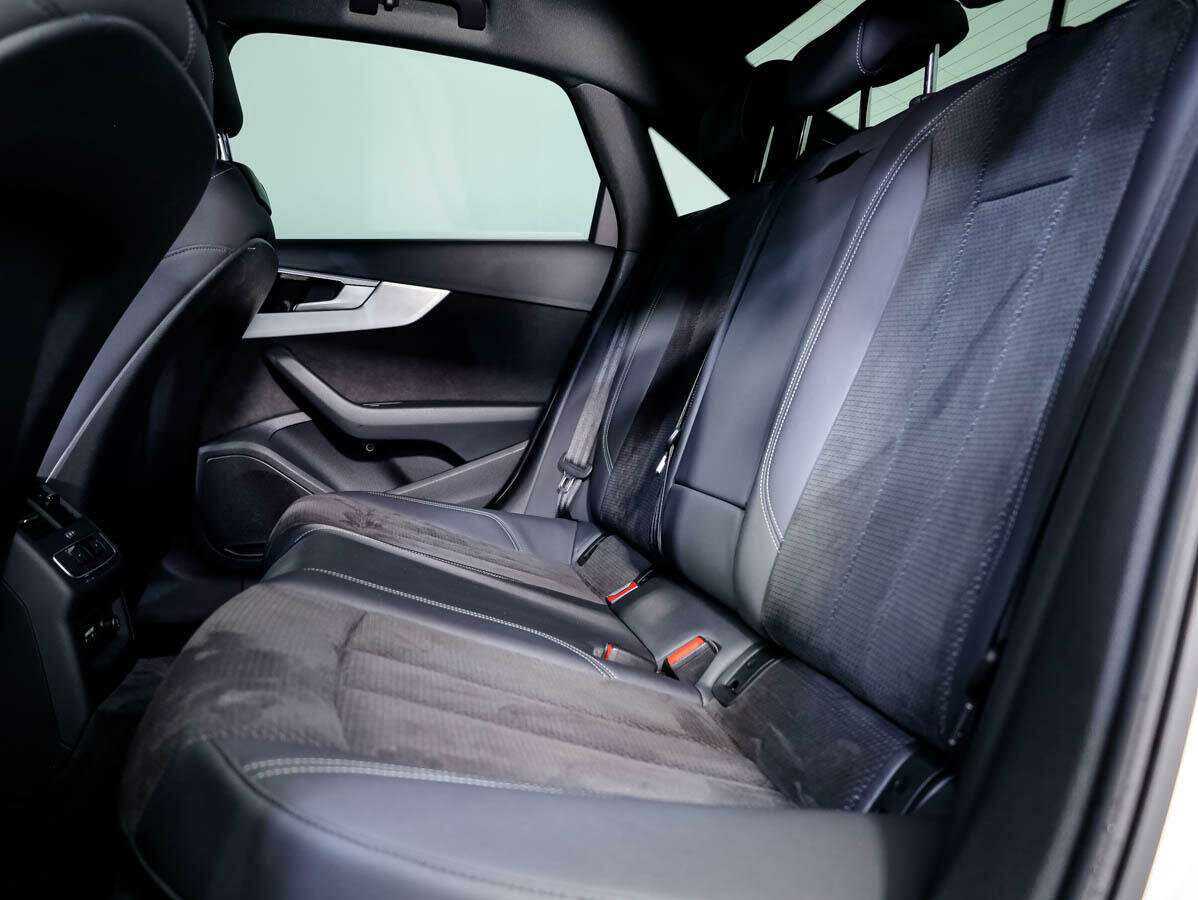 Audi A4 45 TFSI, 2020 Фото №12