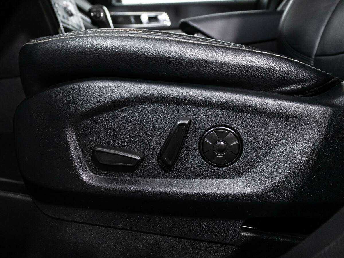 Ford Explorer, 2019 Фото №16