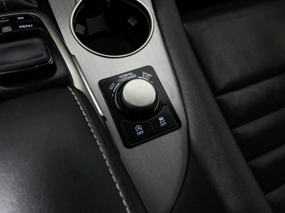 Lexus RX 200t, 2017 Фото №20