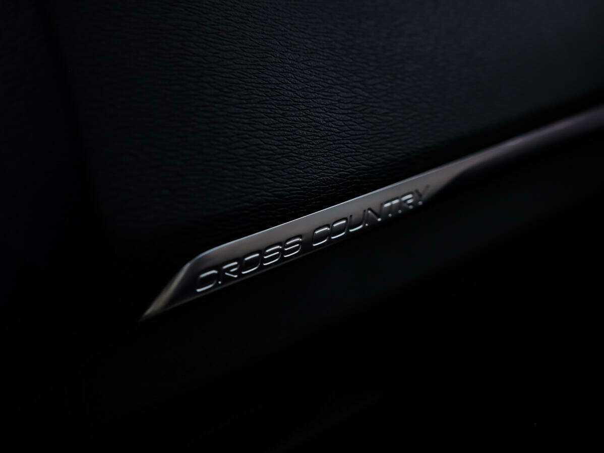 Volvo V40 Cross Country, 2018 Фото №13