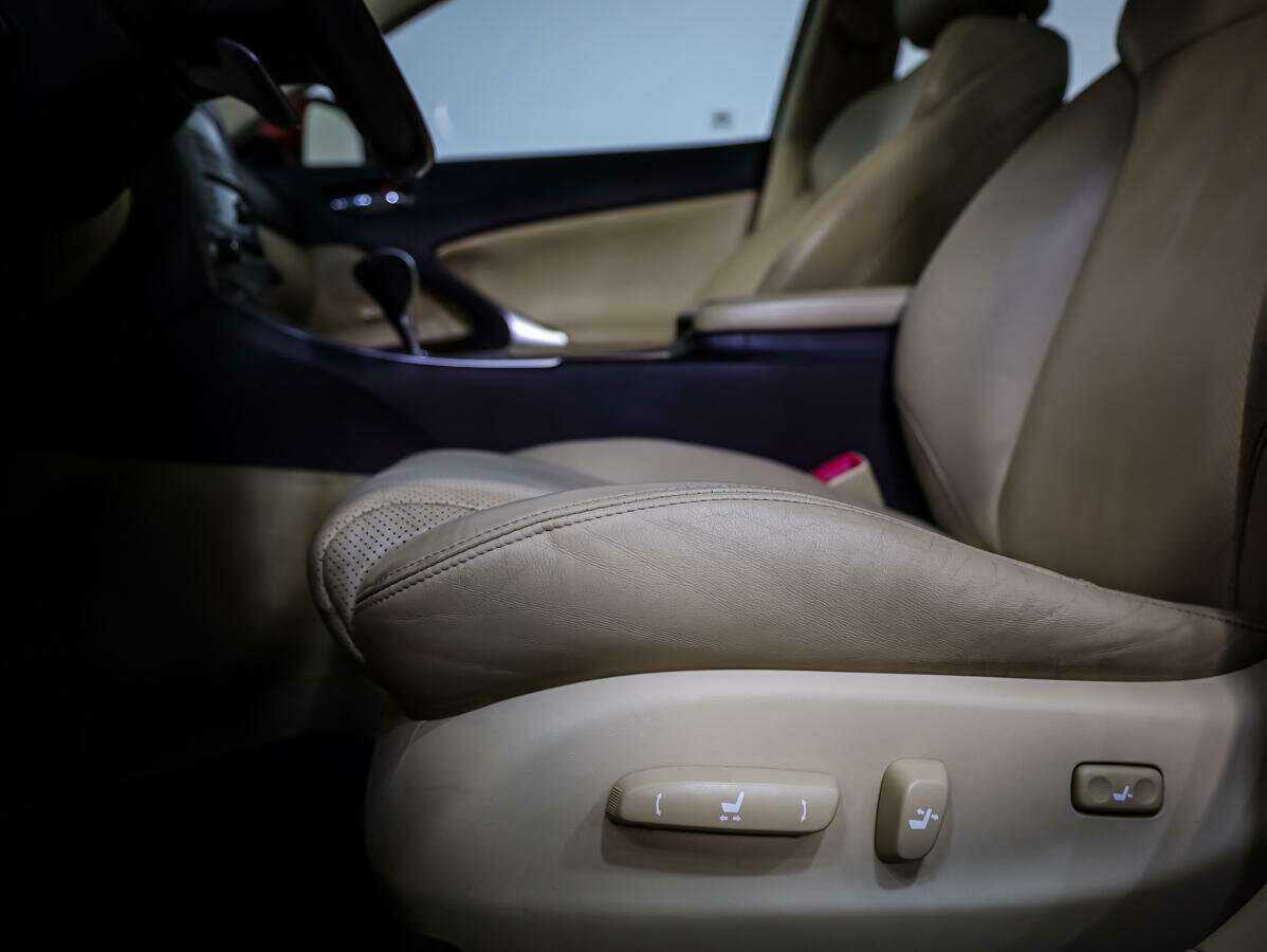 Lexus IS 250, 2007 Фото №17