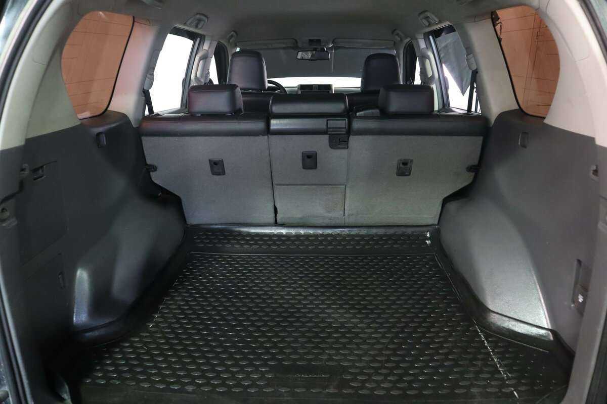 Toyota Land Cruiser Prado, 2010 Фото №16