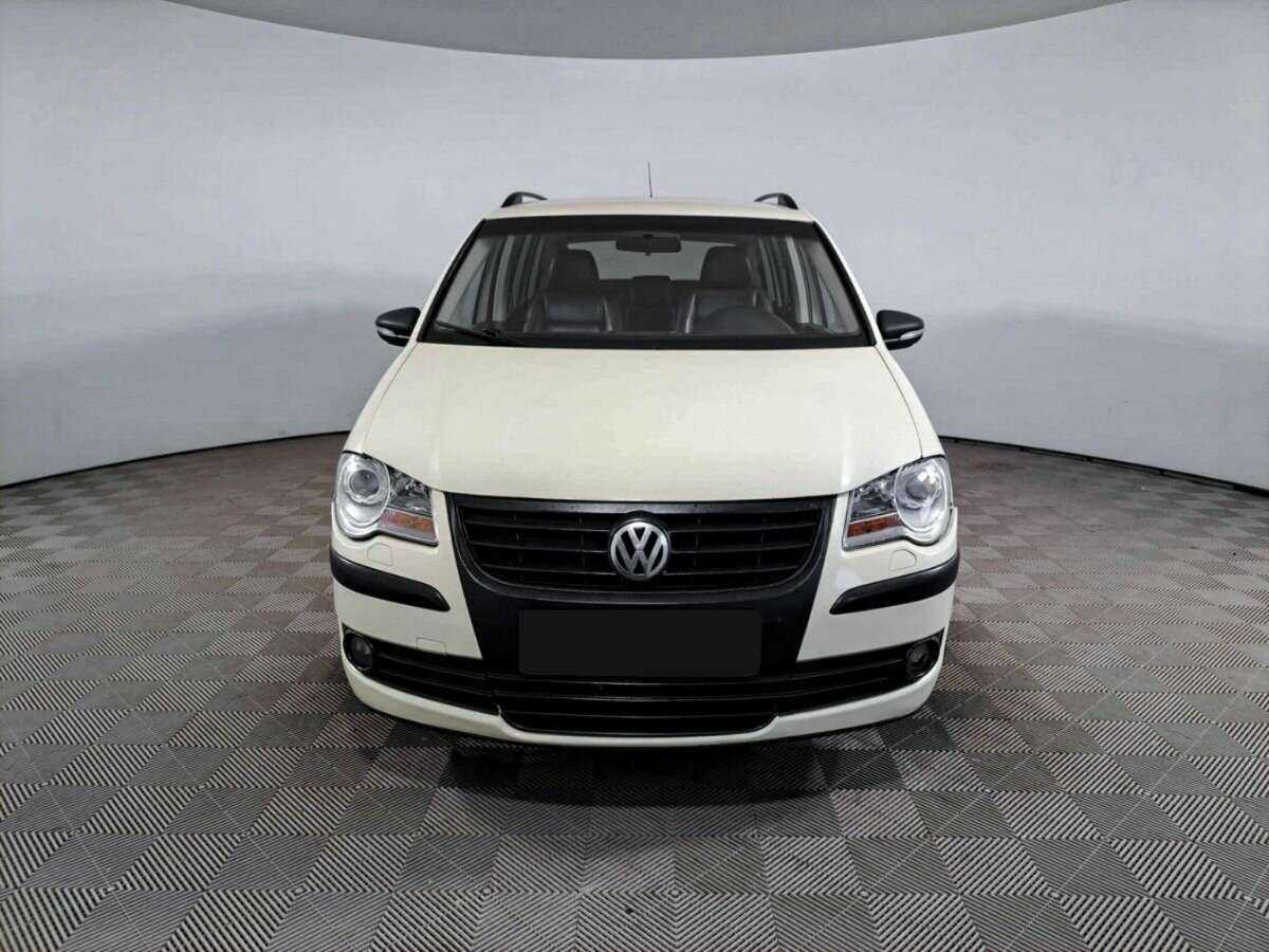 Volkswagen Touran, 2010 Фото №2
