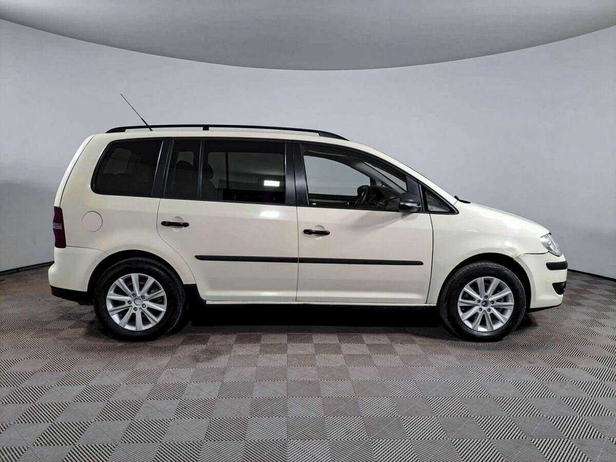 Volkswagen Touran, 2010 Фото №4