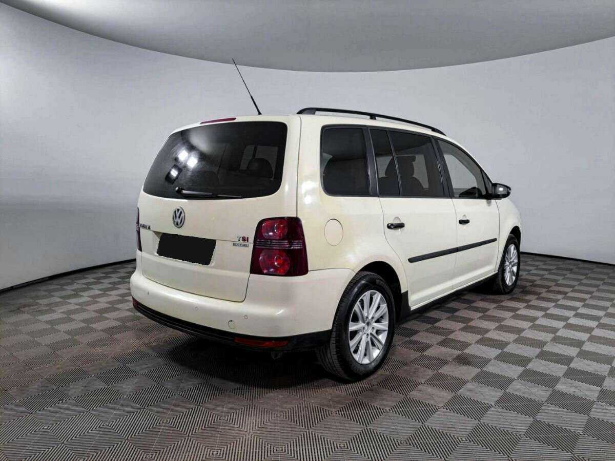 Volkswagen Touran, 2010 Фото №5