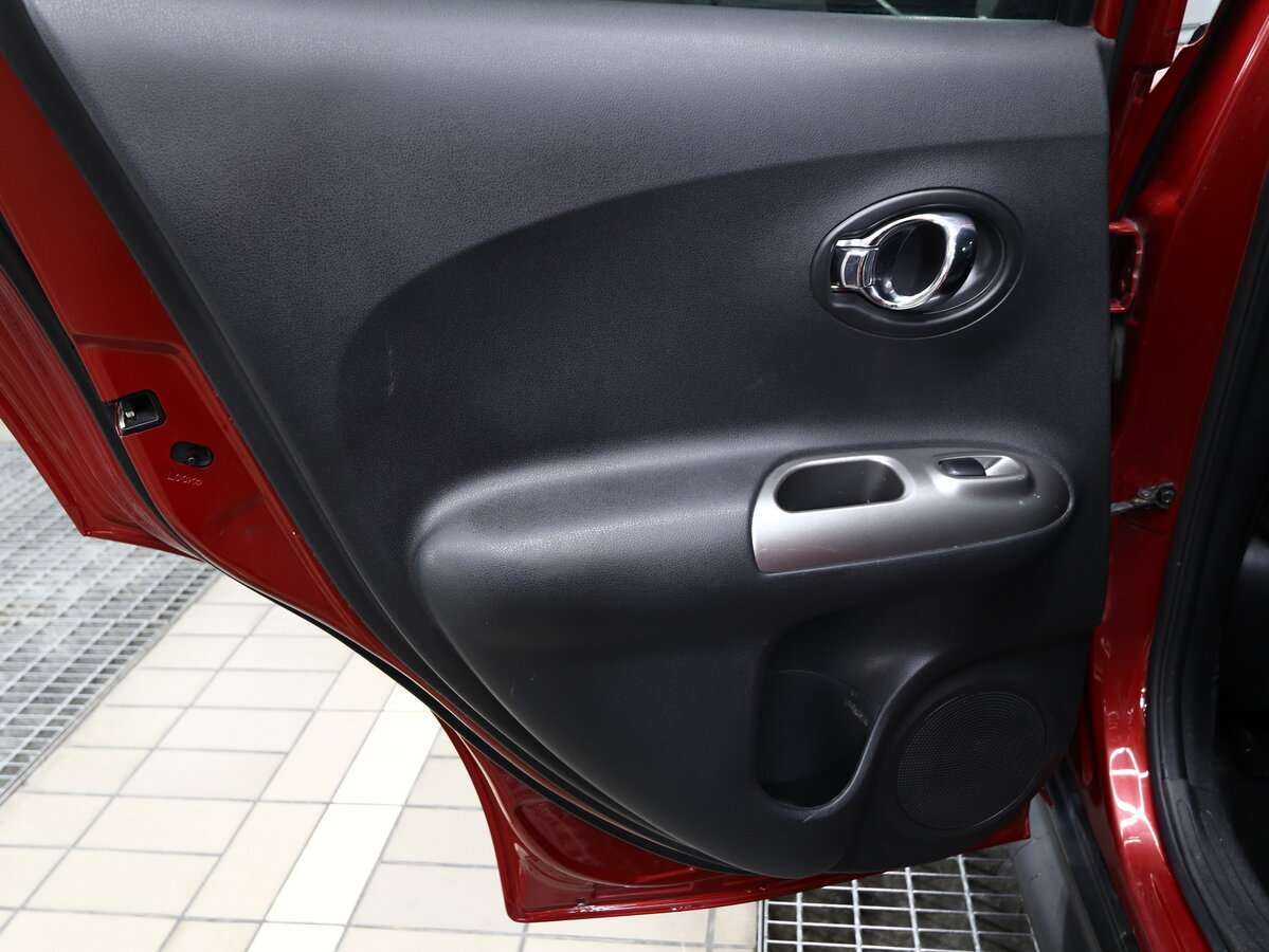 Nissan Juke, 2011 Фото №18