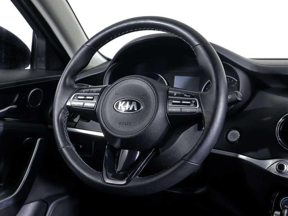 Kia Stinger, 2019 Фото №17