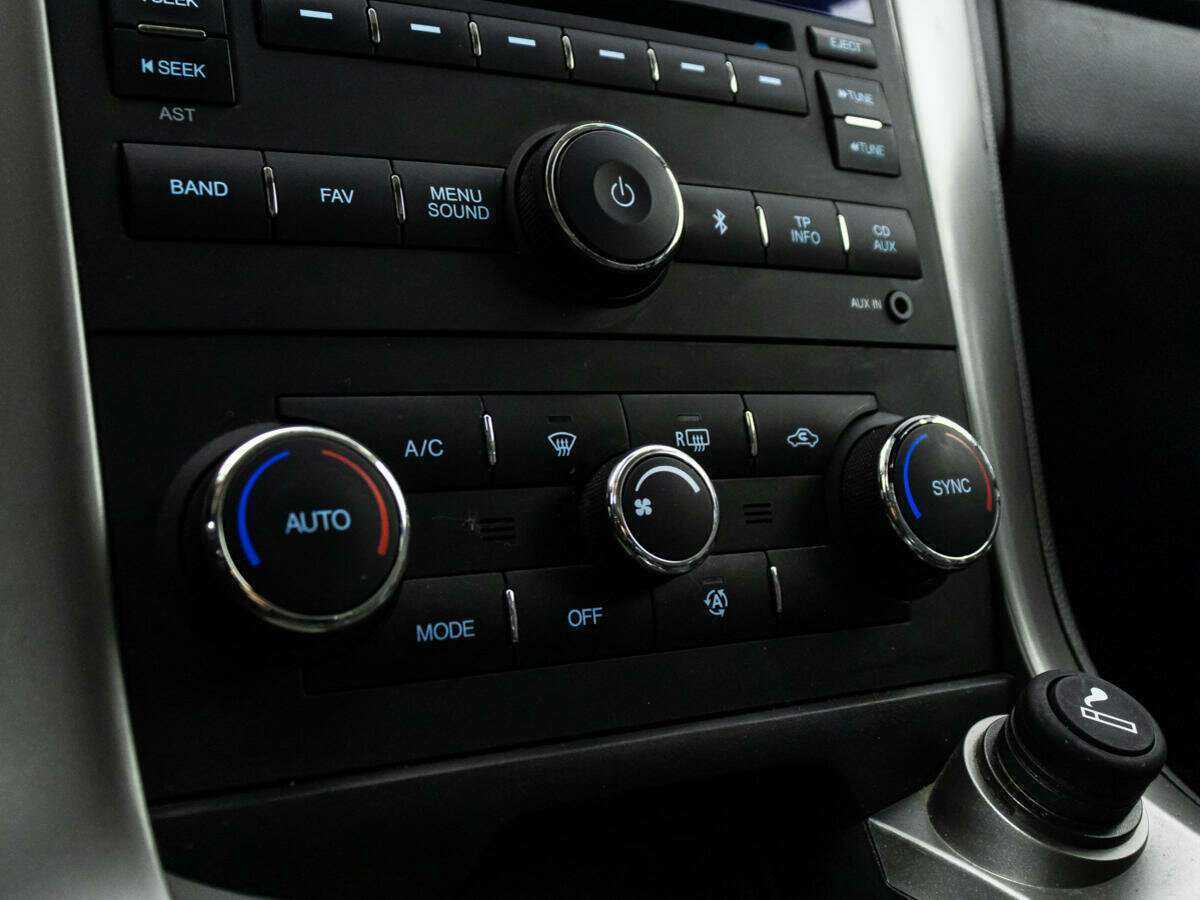 Chevrolet Captiva, 2014 Фото №15