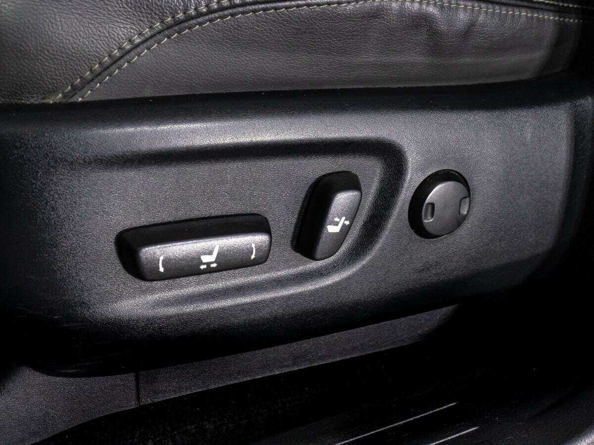 Toyota Land Cruiser Prado, 2015 Фото №16