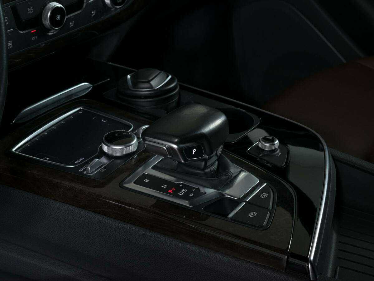 Audi Q7, 2016 Фото №17