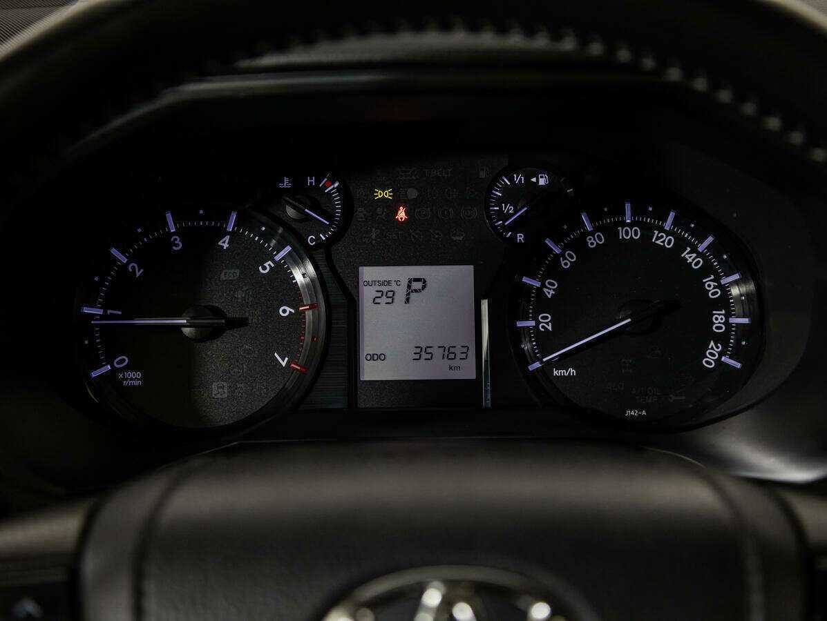 Toyota Land Cruiser Prado, 2021 Фото №10