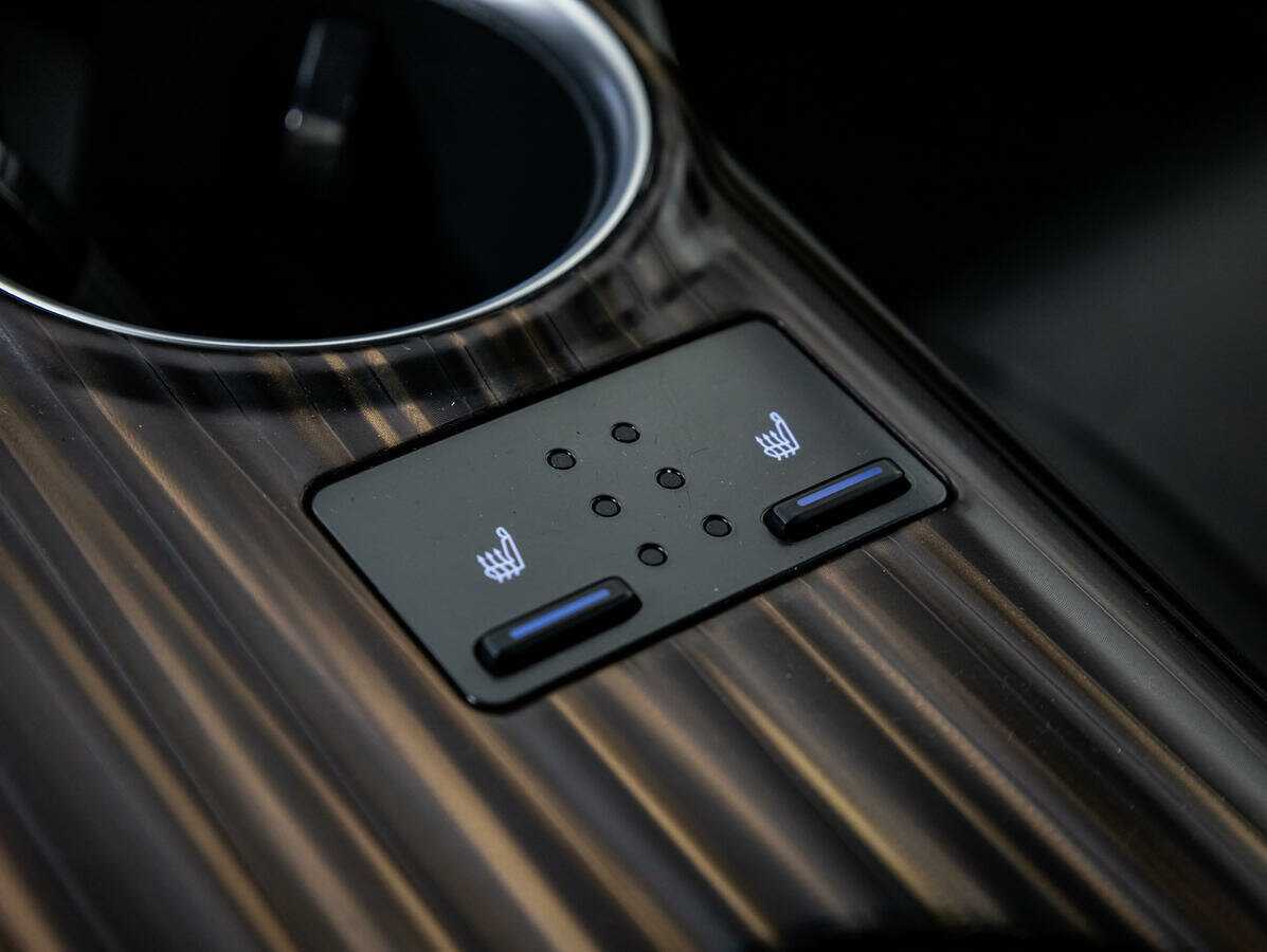 Toyota Camry, 2020 Фото №15