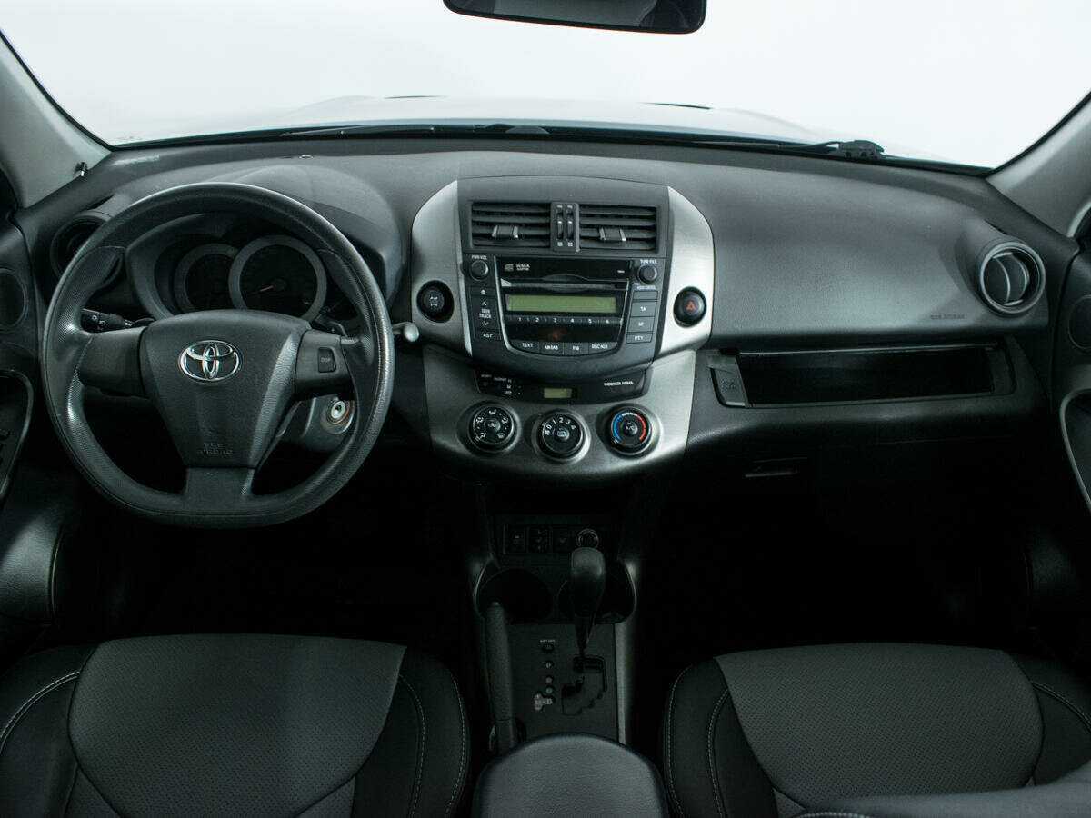 Toyota RAV4, 2011 Фото №12