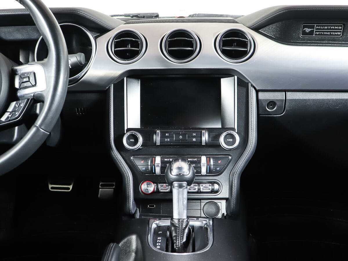 Ford Mustang, 2020 Фото №12