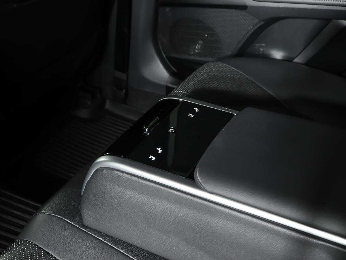 Toyota Camry, 2022 Фото №15