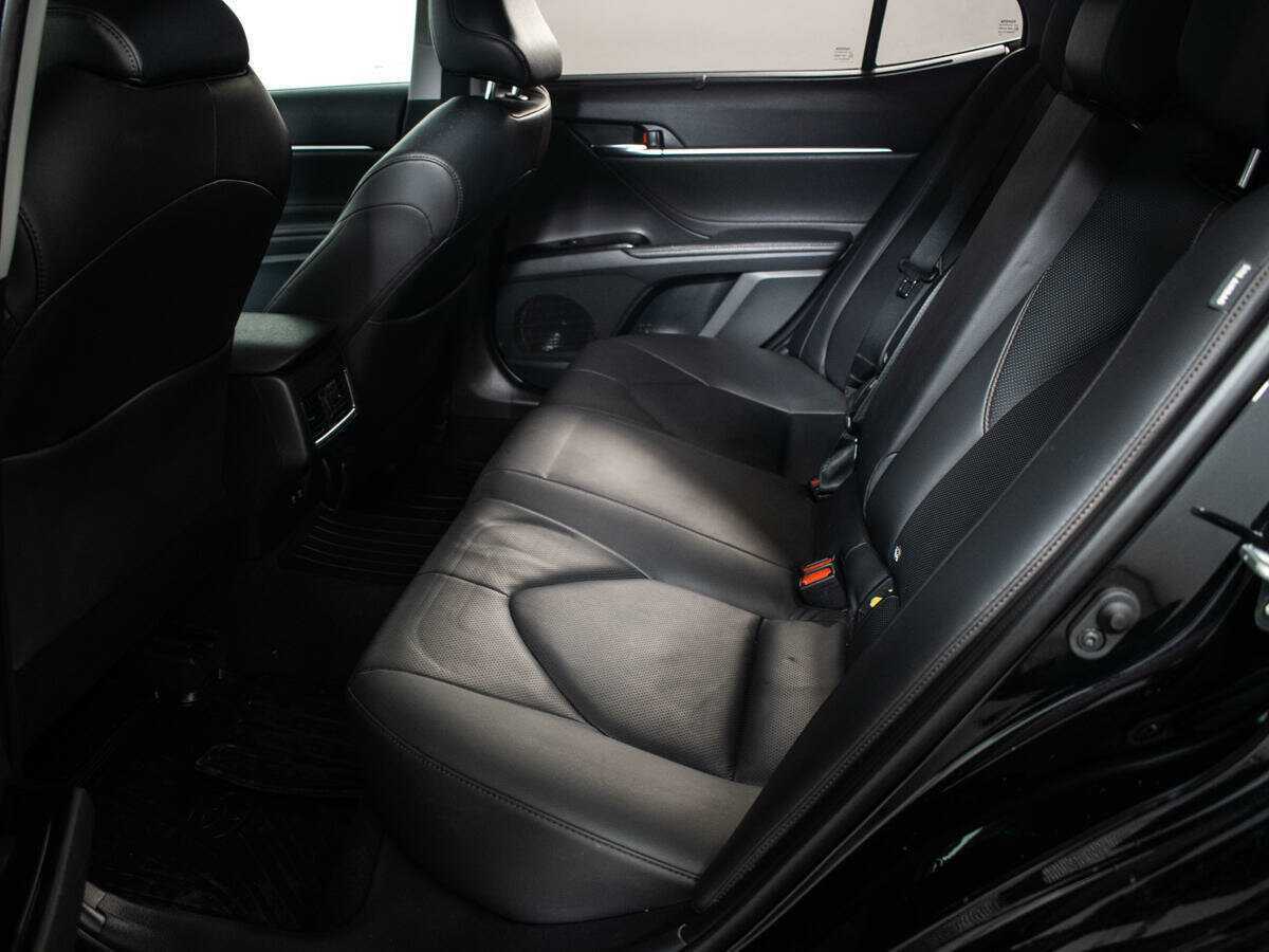 Toyota Camry, 2019 - 59 256 км. | Фото №8