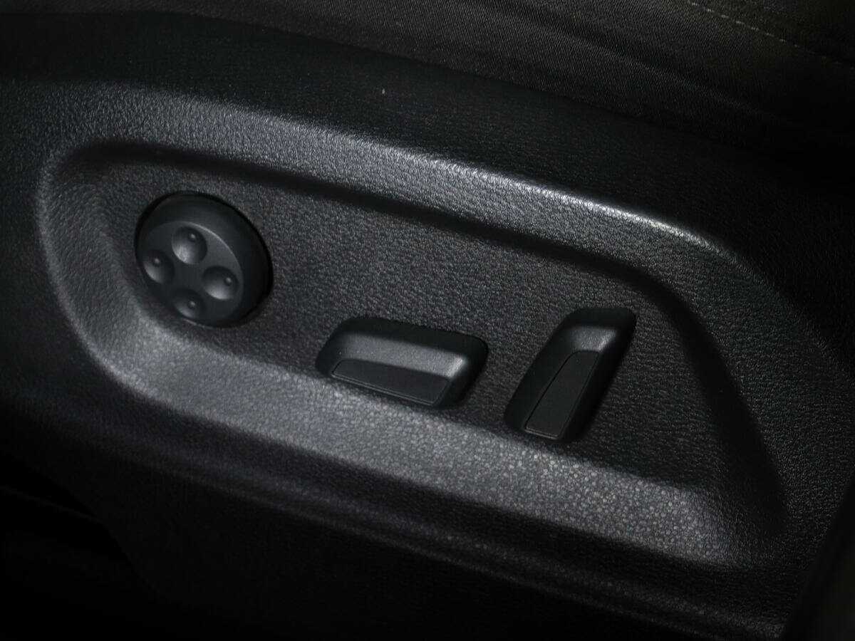 Audi Q5, 2010 Фото №17