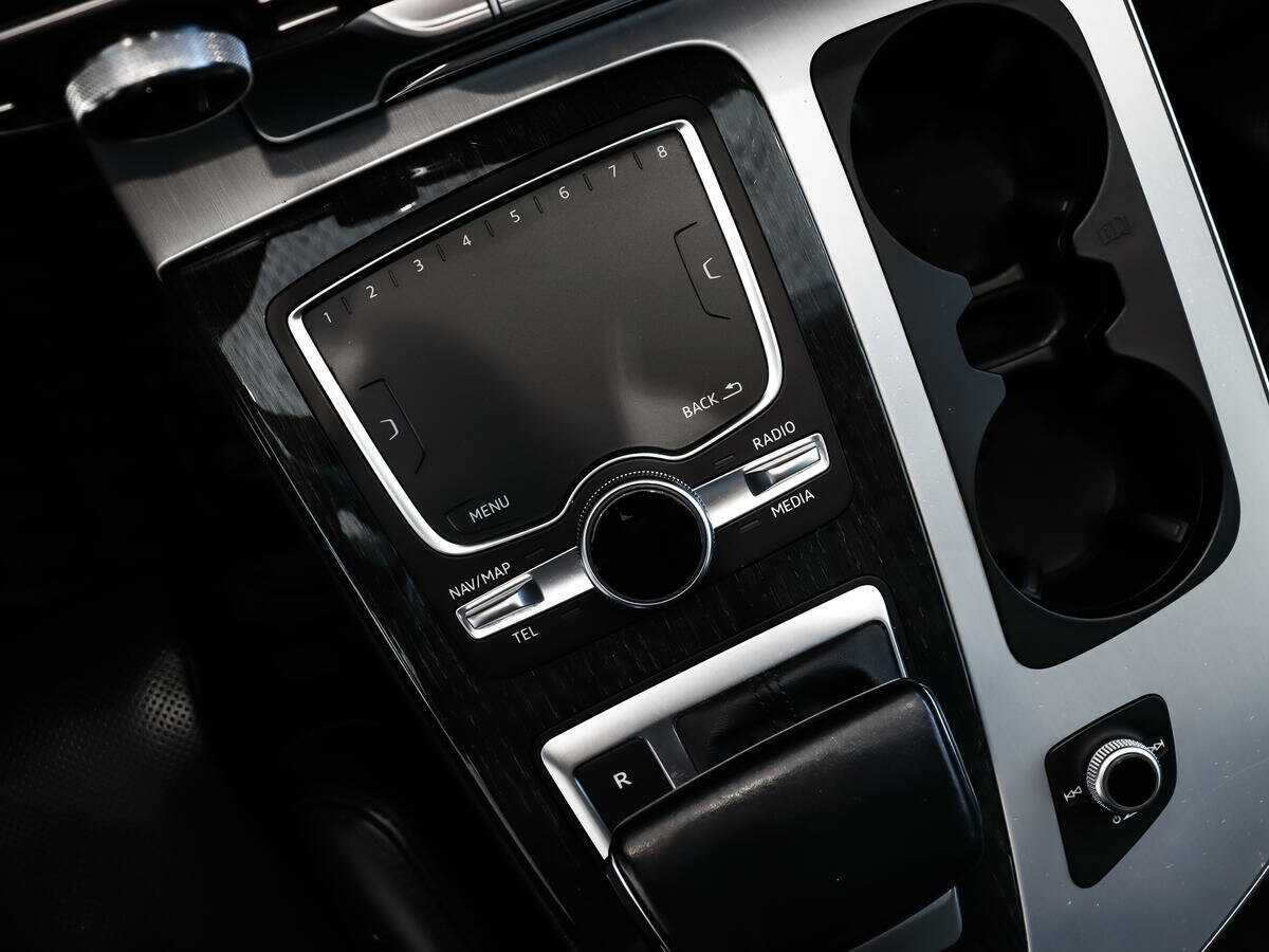 Audi Q7, 2015 Фото №11